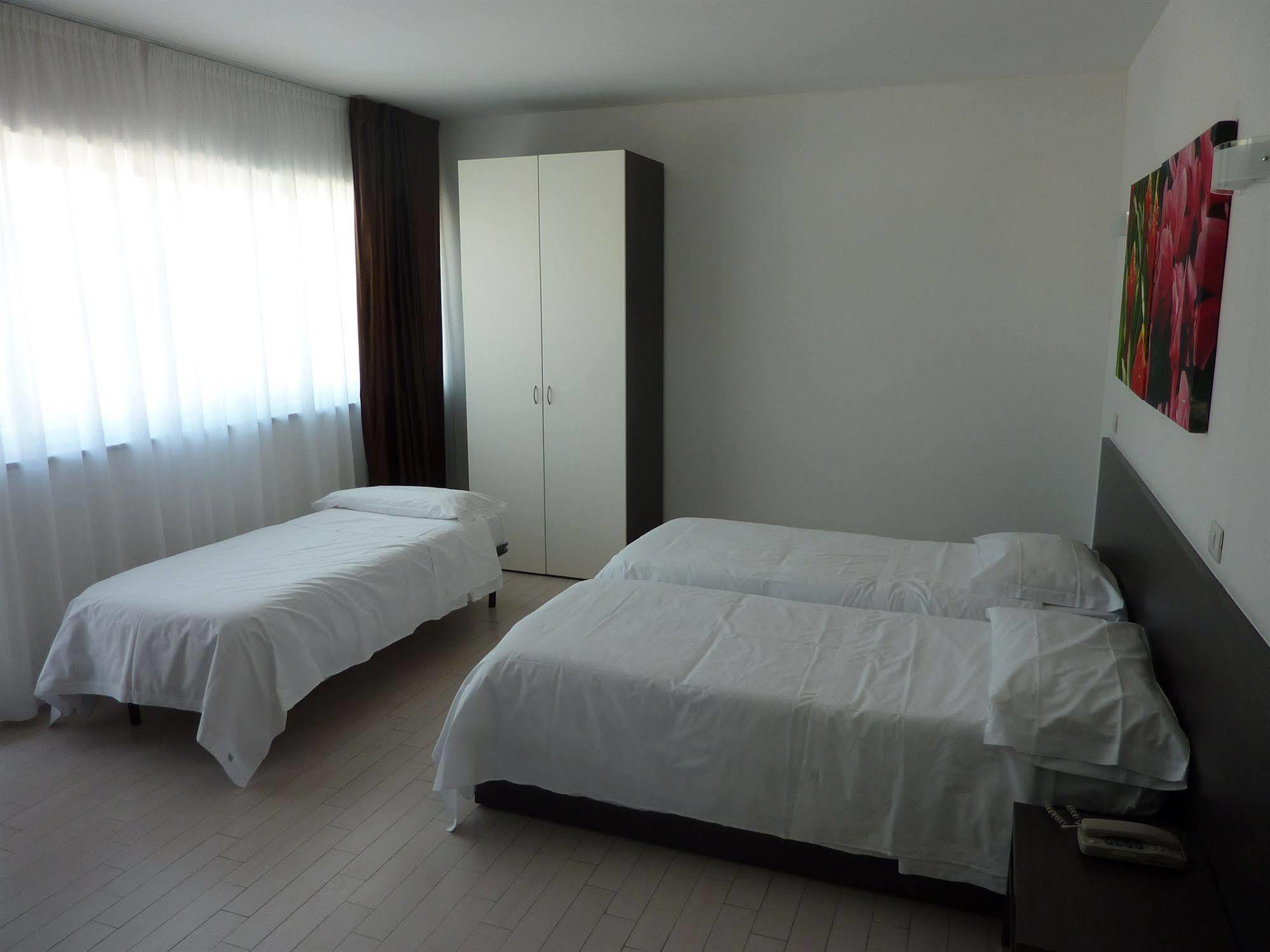 Ca' Del Moro Hotel Lido di Venezia Bagian luar foto